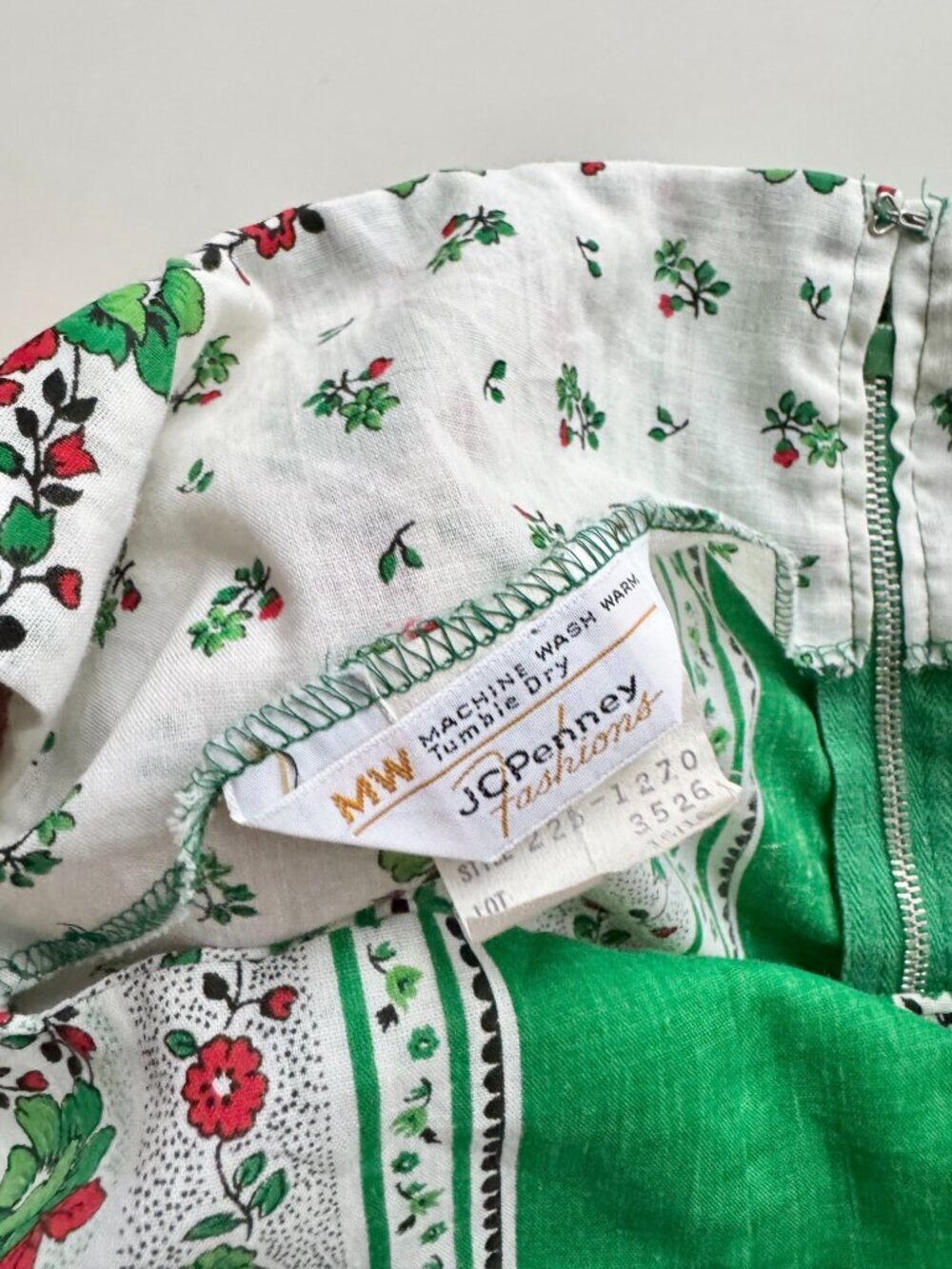 Vintage 80's JCPENNEY Green Floral Polycotton Law Fit & Flare Dress, Size 15/16 - Picture 14 of 15